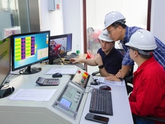 Δοκιμασία σε απευθείας σύνδεση με μάρτυρες για αντλία UL/FM 2000 gpm με κινητήρα ντίζελ